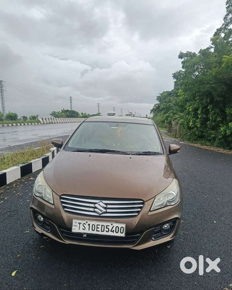 Good Conditions And Showroom Track And No Repairs