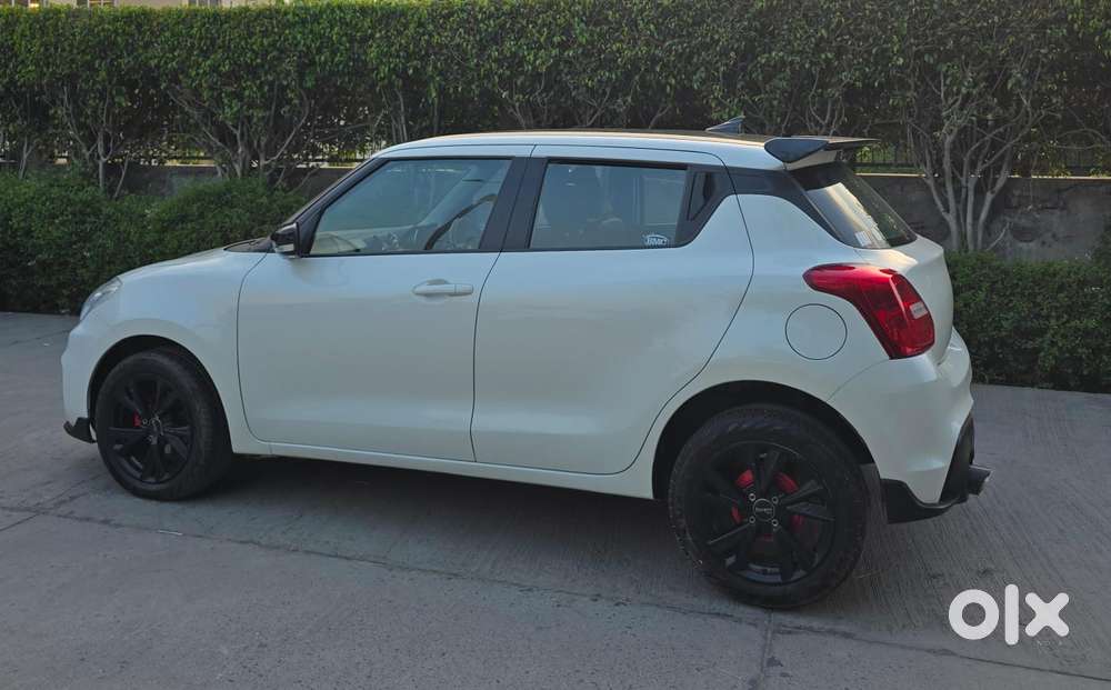 Maruti Suzuki Swift Vxi Optional, 2022, Petrol