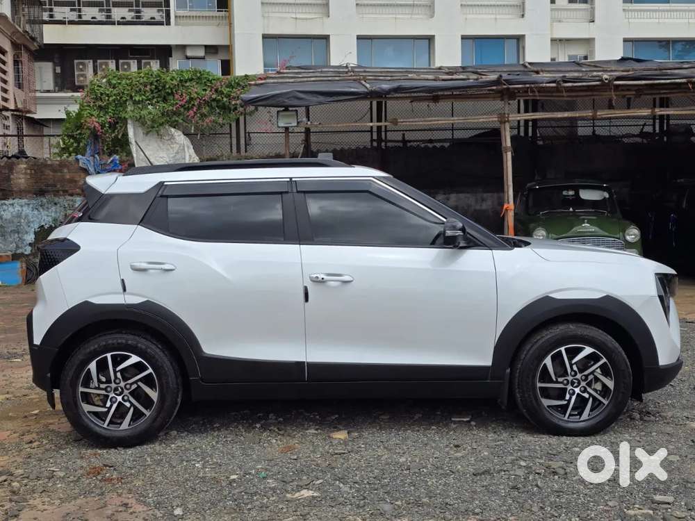 Mahindra Xuv 3xo Ax5l 1.2 Petrol At, 2025, Petrol