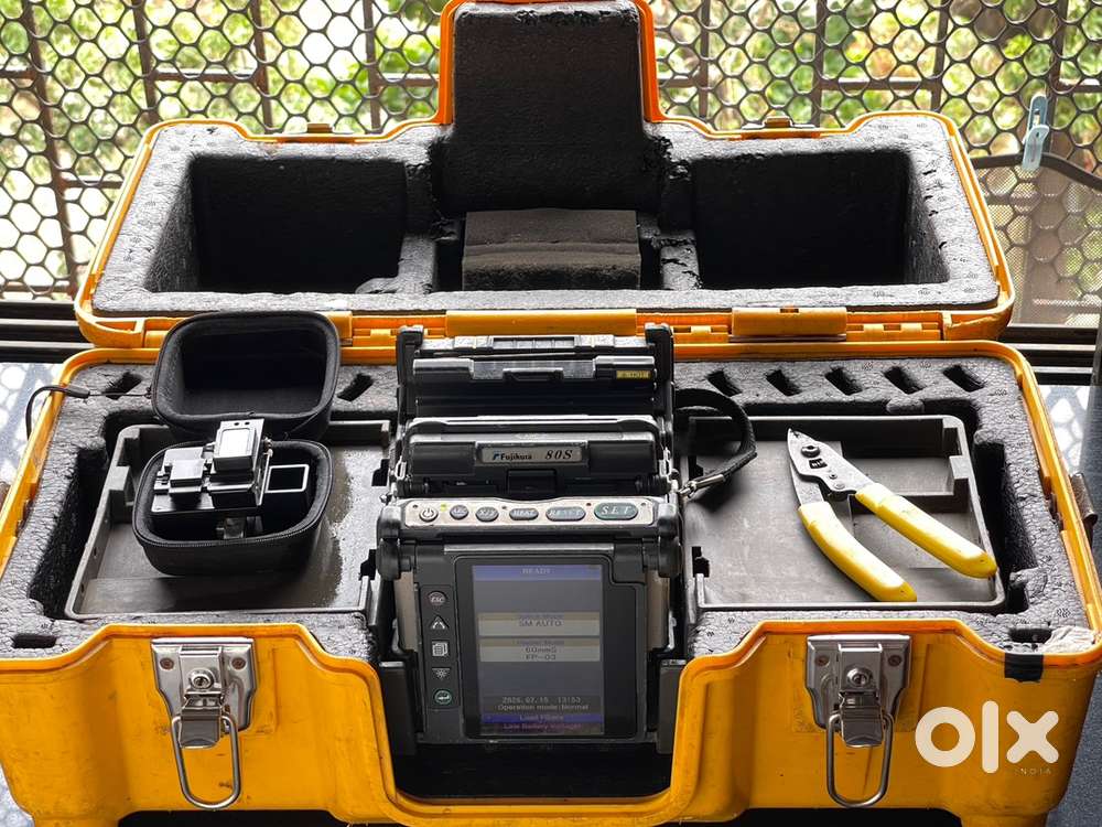 Fibre Optic Fujikura Fusion Splicer Machine, 80S Single Fiber