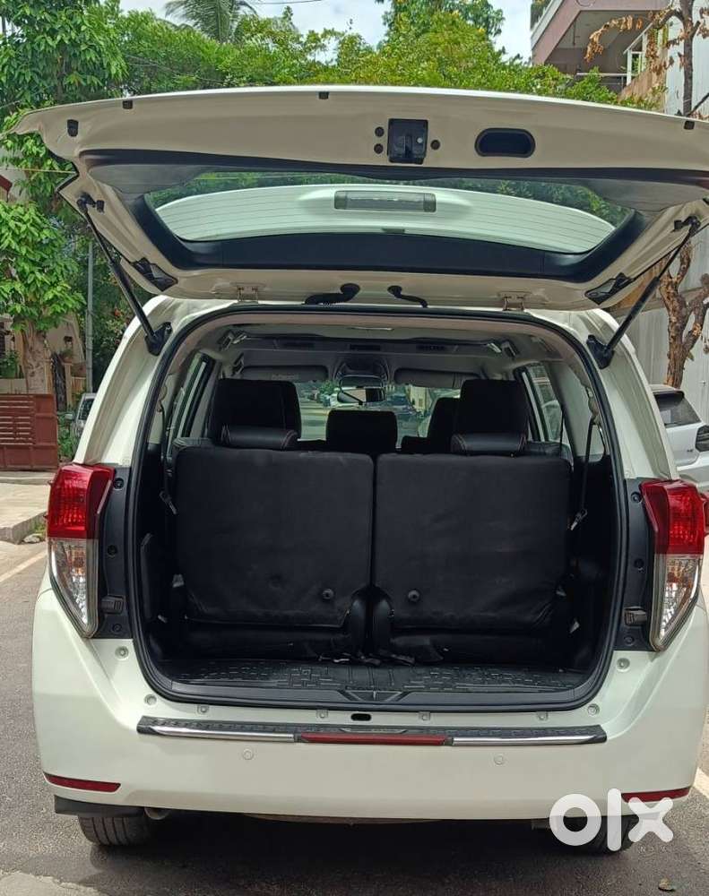 Toyota Innova Crysta 2.4 V 8 Str, 2019, Diesel