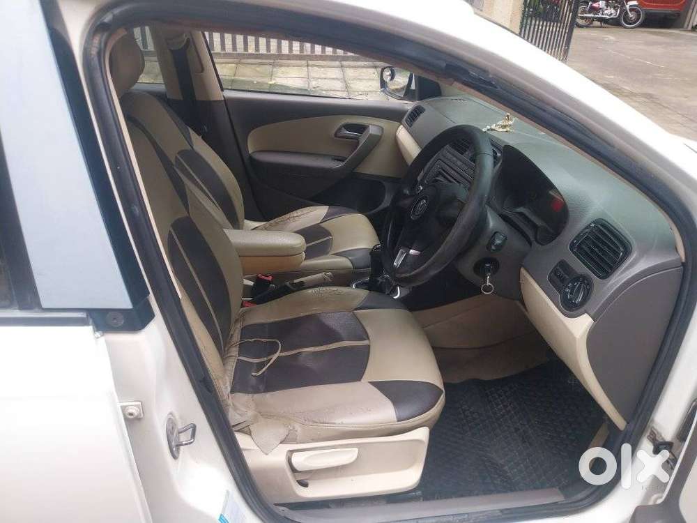 Volkswagen Vento Petrol Highline, 2011, Petrol