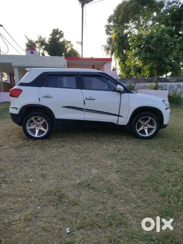 Maruti Suzuki Brezza 2021 Petrol 65000 Km Driven