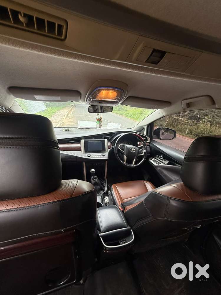 Toyota Innova Crysta 2.8 Z, 2016, Diesel