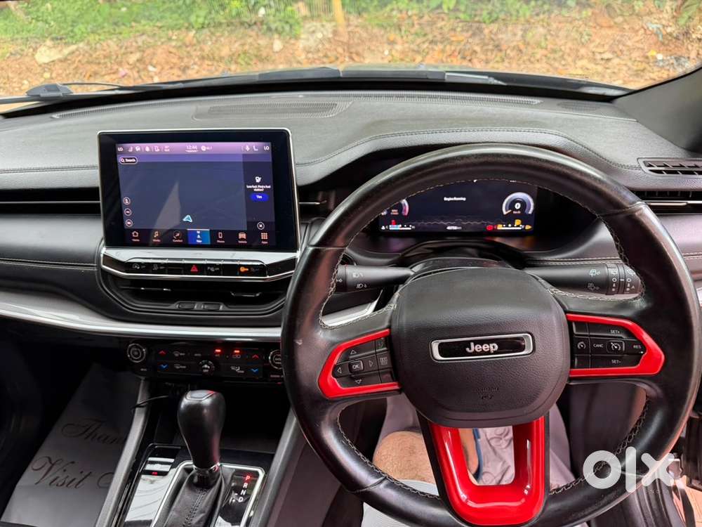 2022 Jeep Compass Model S - Grey