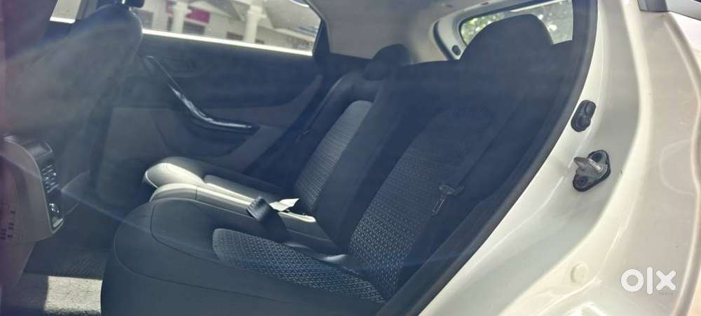Tata Nexon 1.2 Revotron Xt, 2019, Petrol