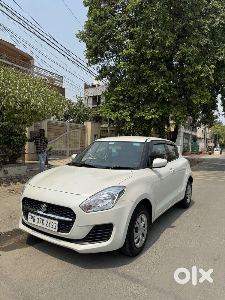 Maruti Suzuki Swift Vvt Vxi, 2023, Petrol