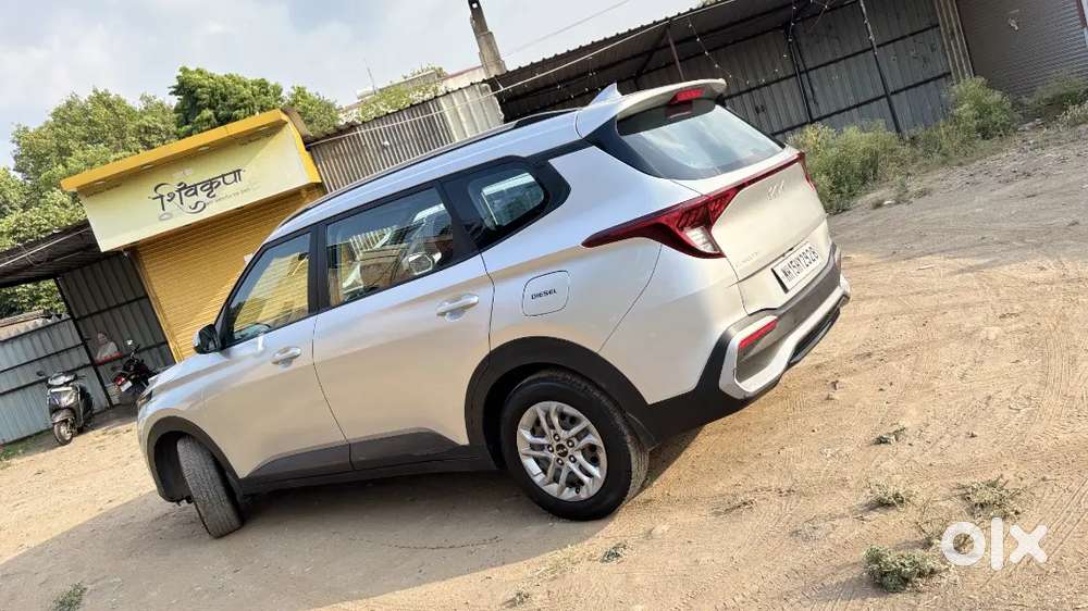 Kia Carens Diesel Manual 2022 Model Showroom History