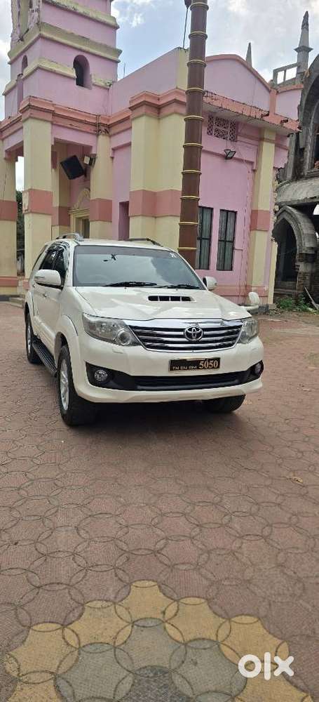 Toyota Fortuner 4x2 Mt 2.8 Diesel, 2012, Diesel