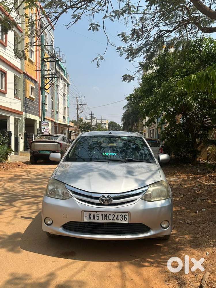 Toyota Etios V 2nd Owner Petrol For Sale