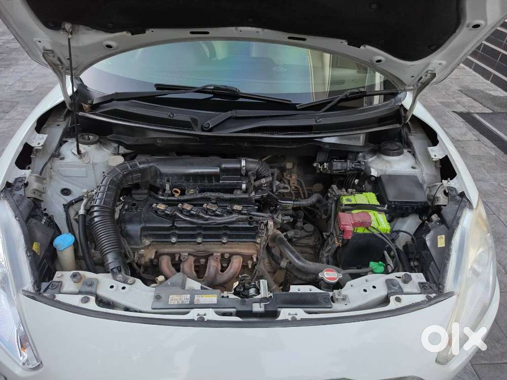 2017 Maruti Dzire Vxi Petrol | Single Owner