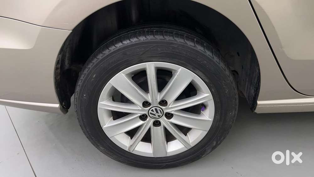 Volkswagen Vento 2013-2015 1.2 Tsi Highline At, 2016, Petrol