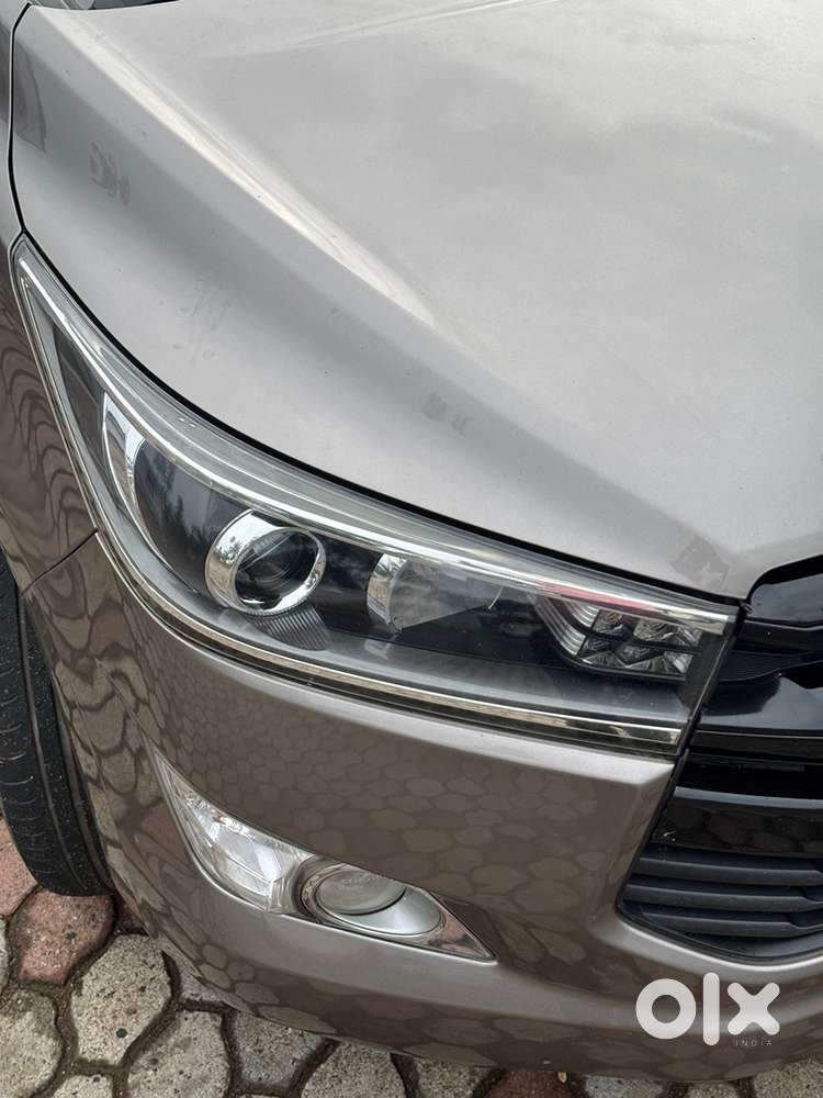 Toyota Innova Crysta 2017