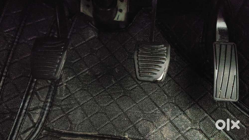 Mahindra Marazzo M8, 2018, Diesel
