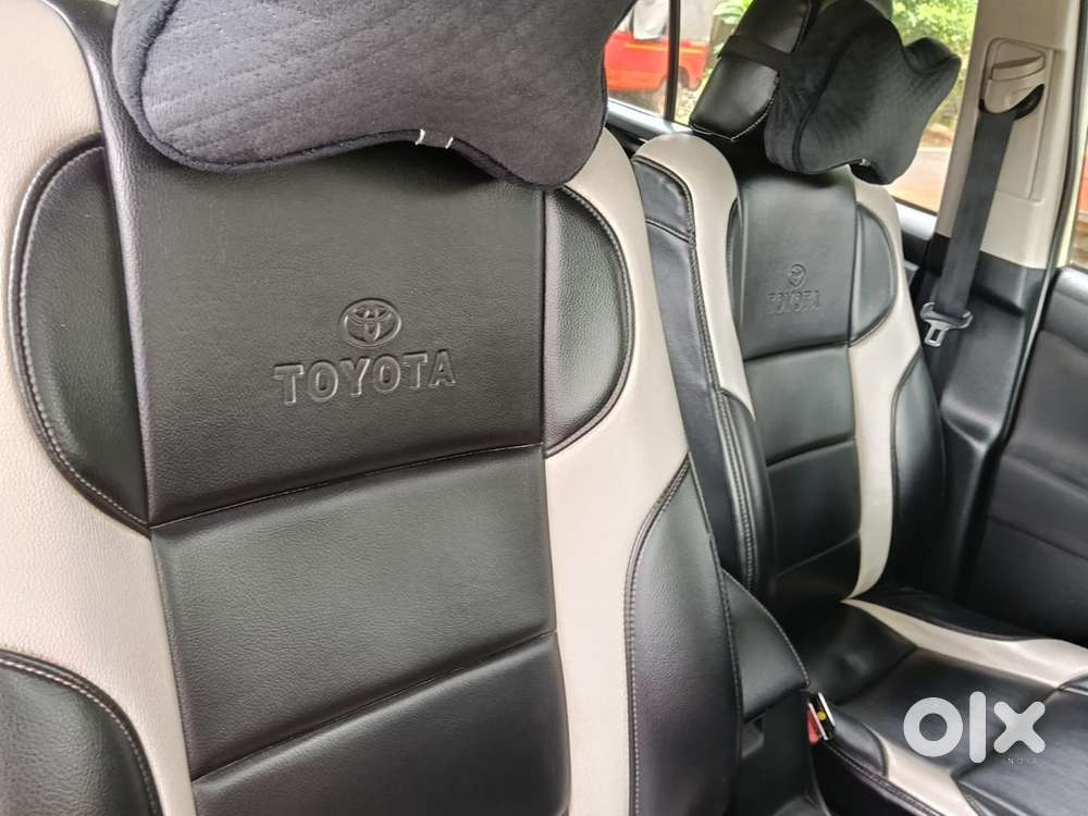 Toyota Innova Crysta 2016