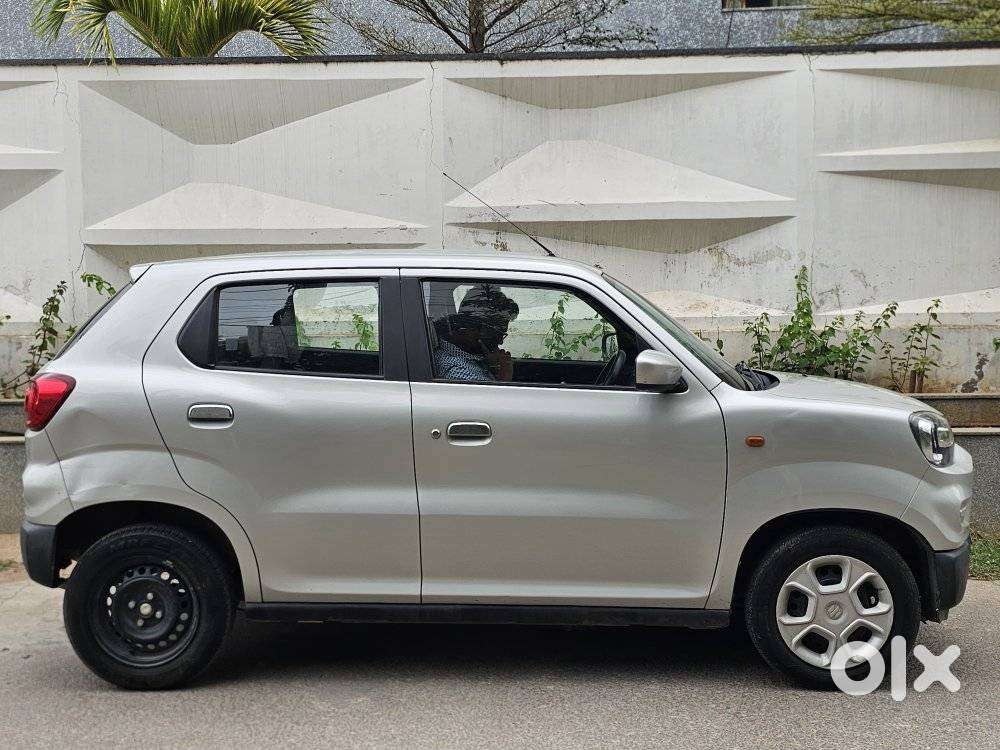 Maruti Suzuki S-presso Vxi Plus, 2023, Petrol