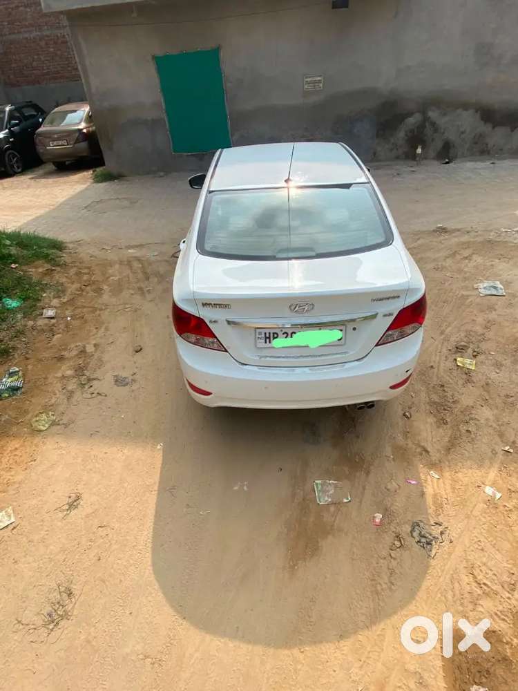 Hyundai Verna Sx Petrol  2012 Spinny Or Cars24 Wala N Contact Kro