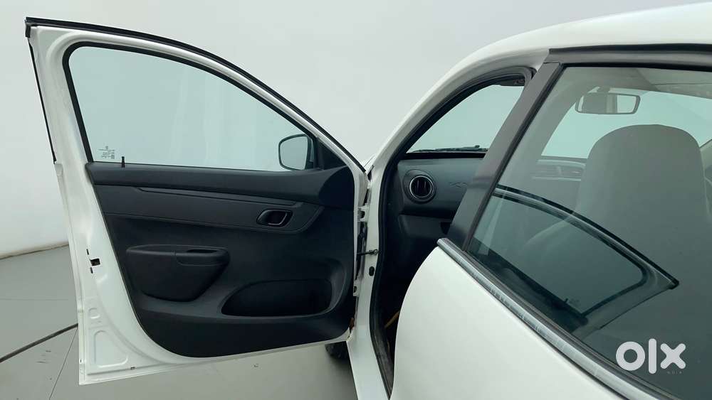 Renault Kwid 1.0 Rxt Amt, 2022, Petrol