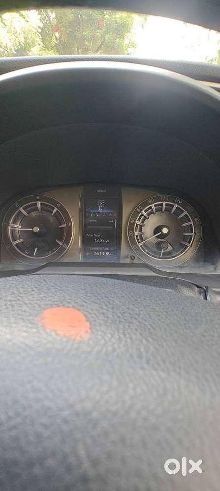 Toyota Innova Crysta 2.7 Zx At, 2016, Diesel