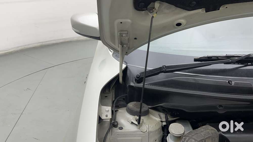 Maruti Suzuki Dzire 1.2 Zxi Amt, 2019, Petrol