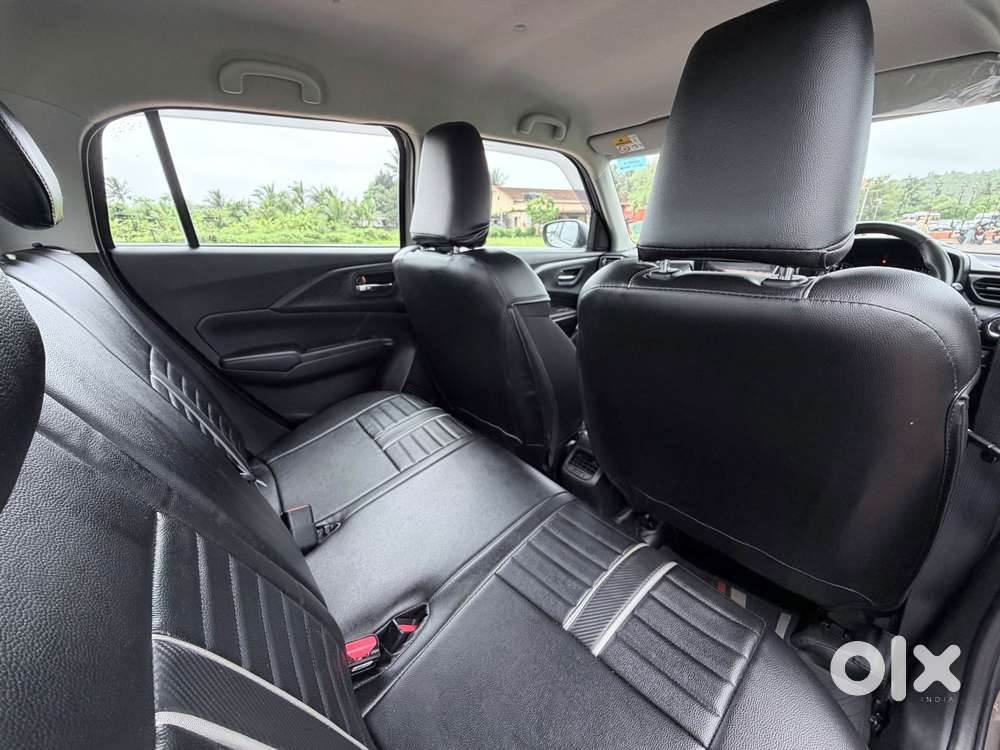 Maruti Suzuki Swift Zxi Plus Amt Dual Tone, 2025, Petrol