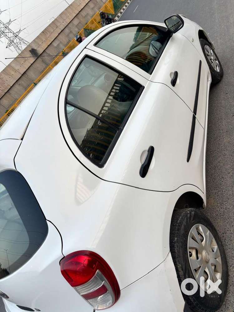 Nissan Car 2015 Year