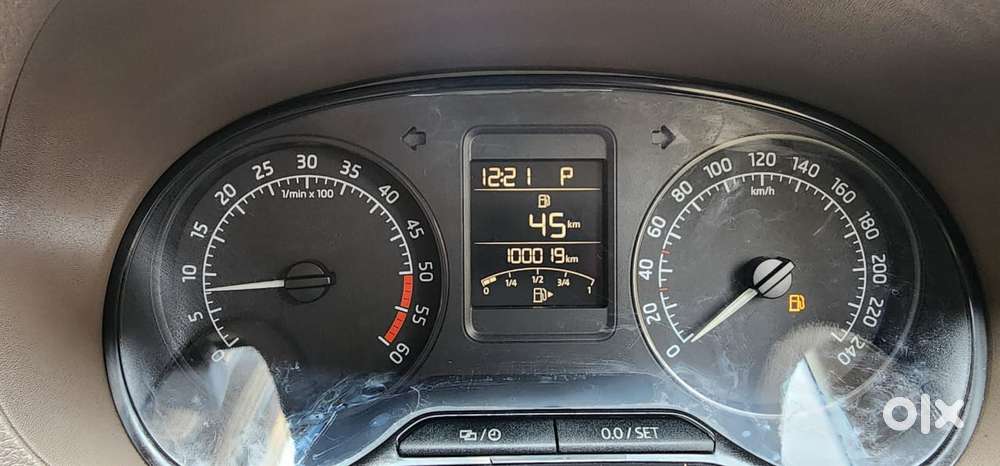 Skoda Rapid 1.5 Elegance Plus Tdi At Black Package, 2015, Diesel