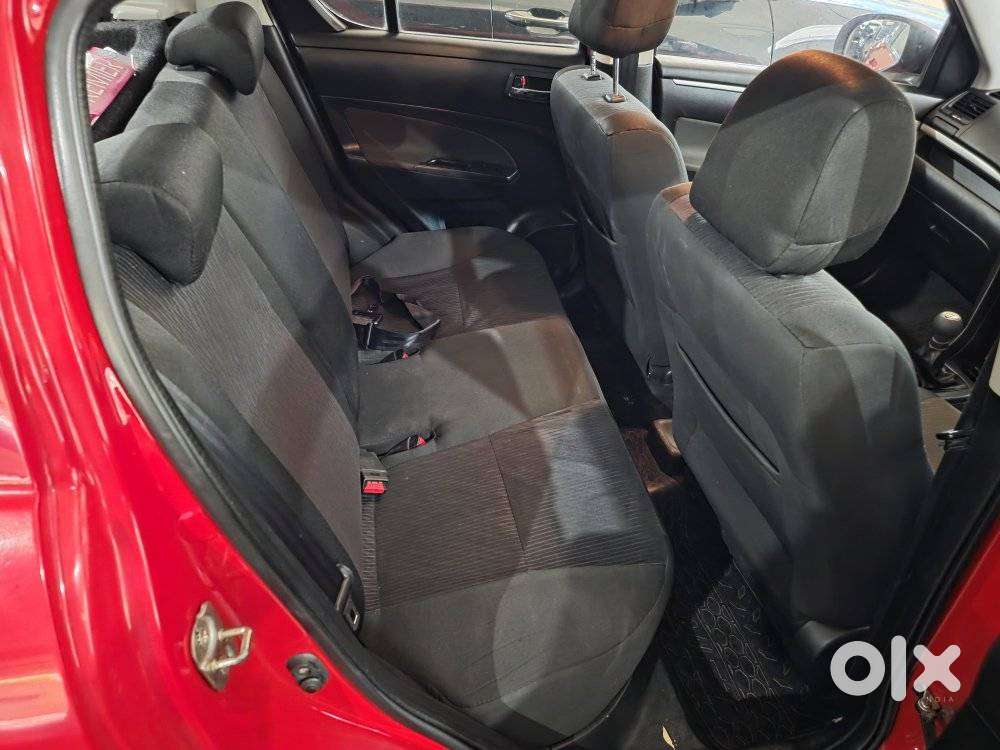 Maruti Suzuki Swift Vxi + Manual, 2017, Petrol