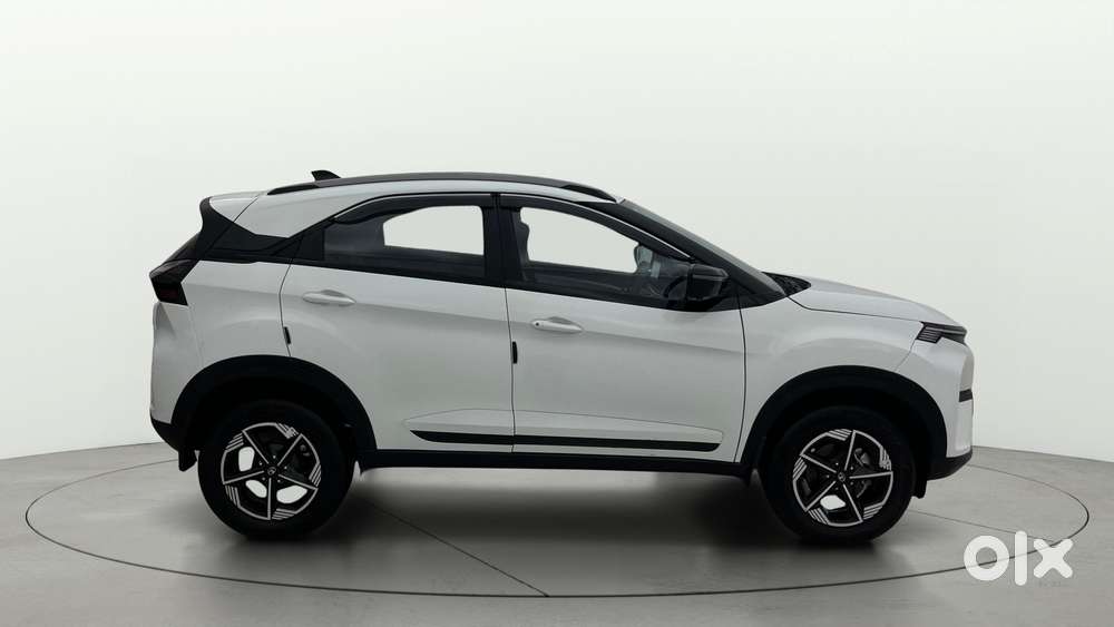 Tata Nexon Creative Plus 1.2 Revotron Petrol 7dca, 2025, Petrol