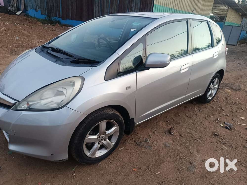 Honda Jazz V Mt Privilege, 2012, Petrol