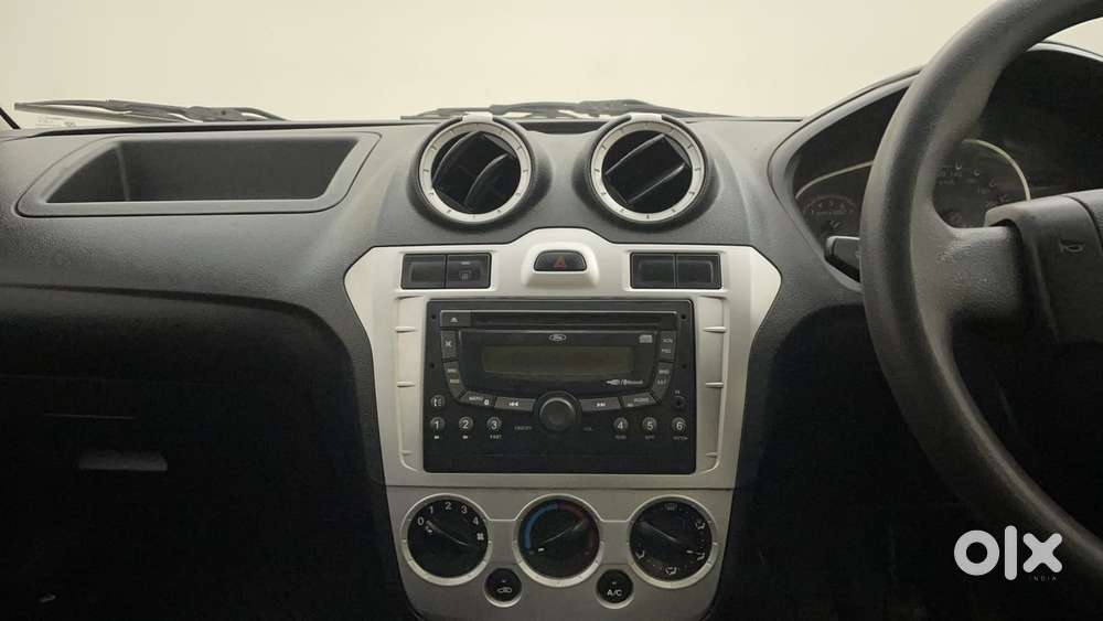 Ford Figo 1.2 Duratec Petrol Zxi, 2010, Petrol