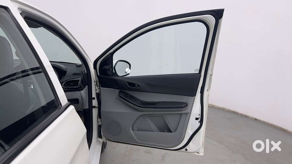 Tata Tiago 1.05 Revotorq Xt Option, 2021, Petrol