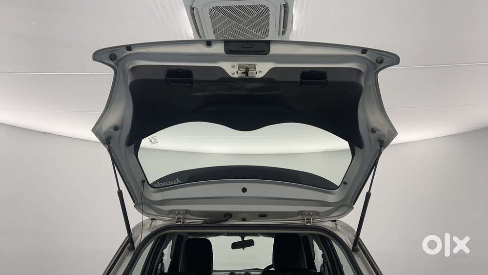 Maruti Suzuki Swift Amt Vvt Vxi, 2020, Petrol