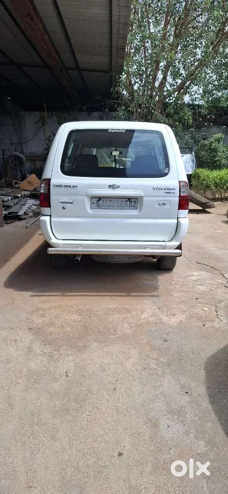 Chevrolet Tavera