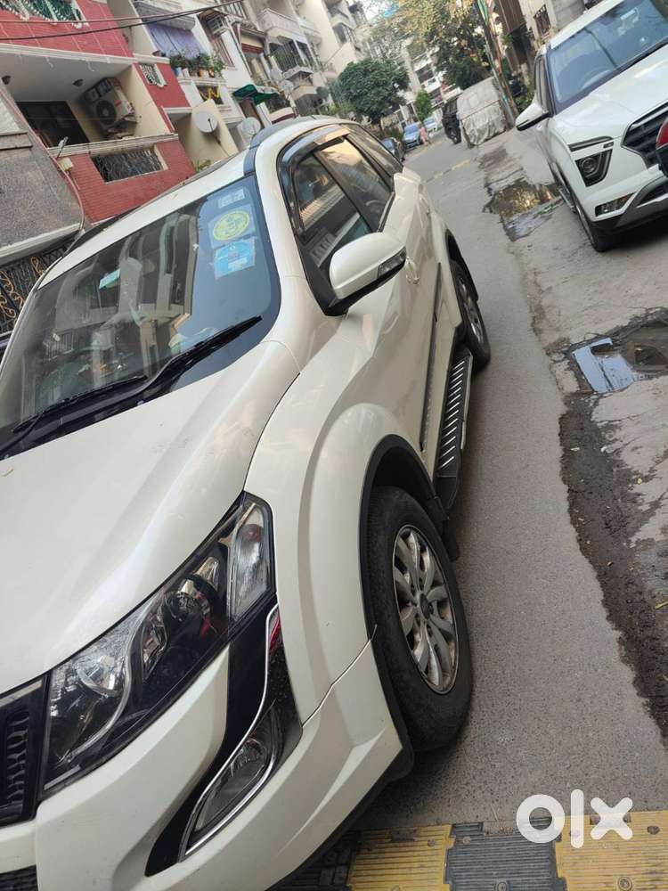 Xuv500 W9 (2018) Diesel Manual 1st Owner  Delhi  Excellent Condition