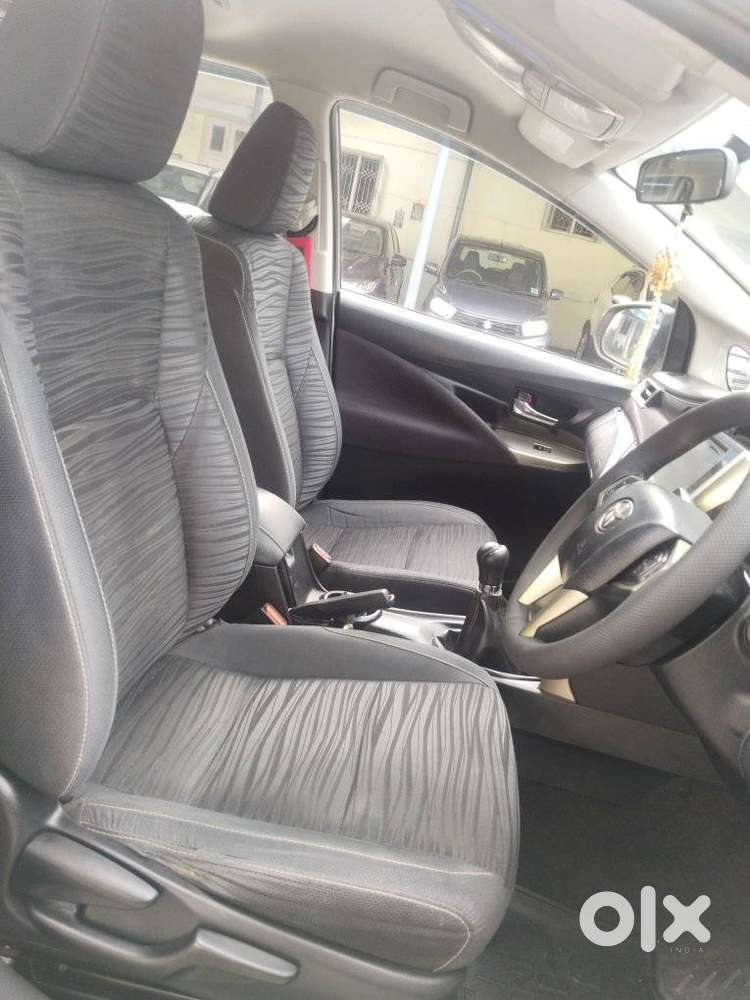 Toyota Innova Crysta 2.4 V, 2017, Diesel