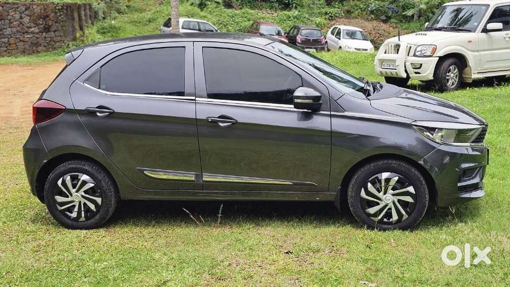 Tata Tiago 1.2 Revotron Xt, 2020, Petrol