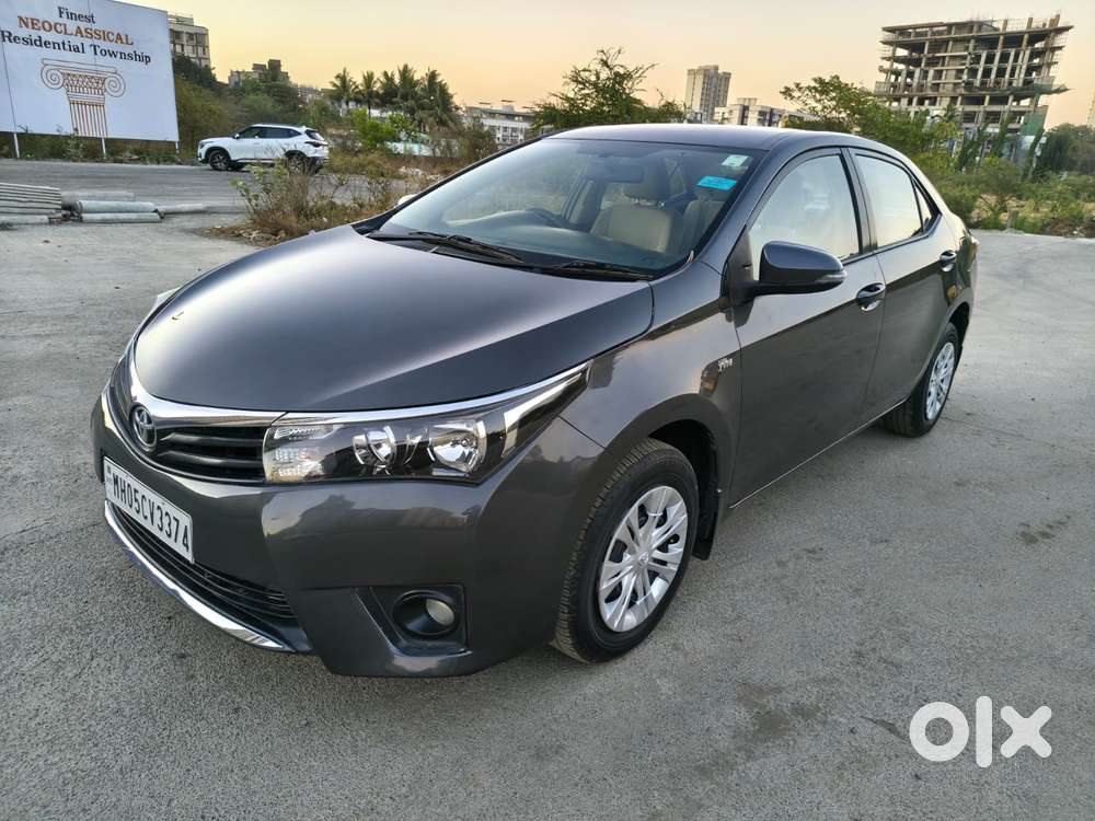 Toyota Corolla Altis 1.8 J, 2016, Petrol