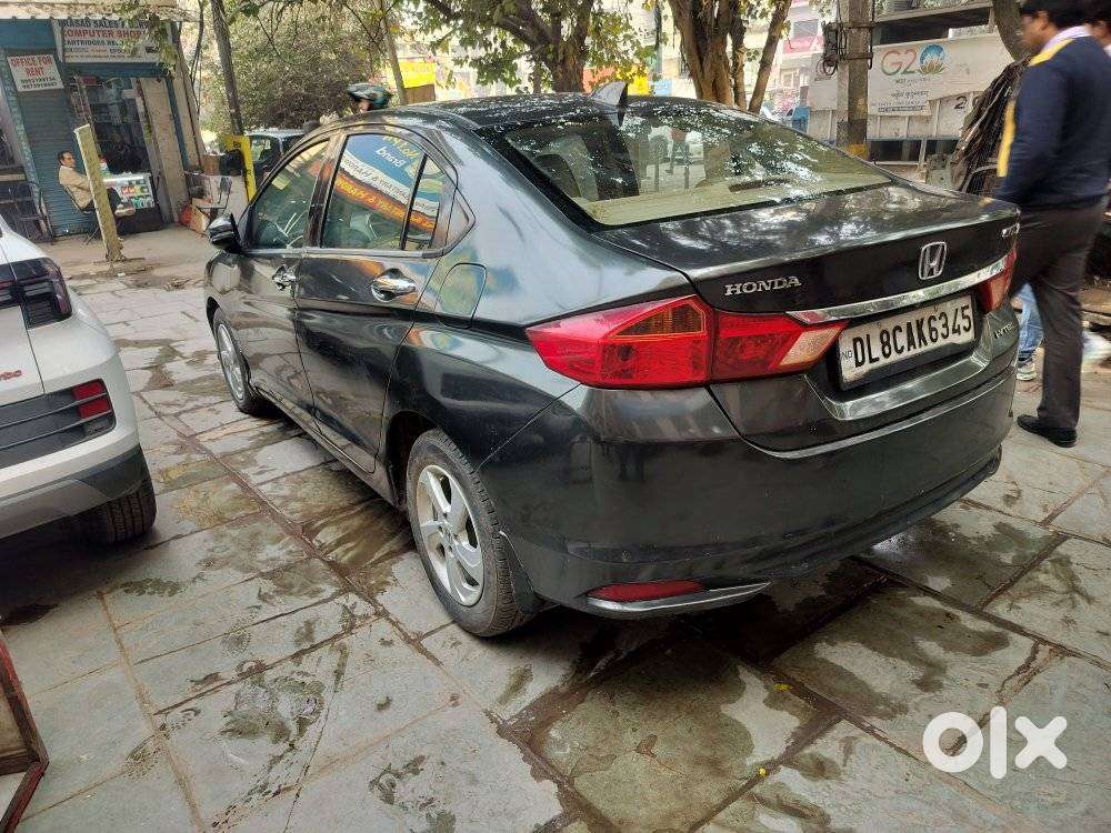 Honda City V At Sunroof I-vtec, 2015, Petrol