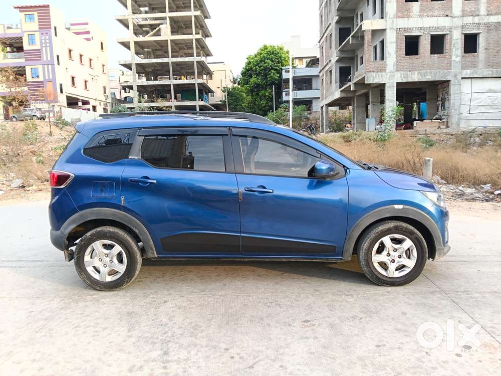 Renault Triber Rxz, 2019, Petrol