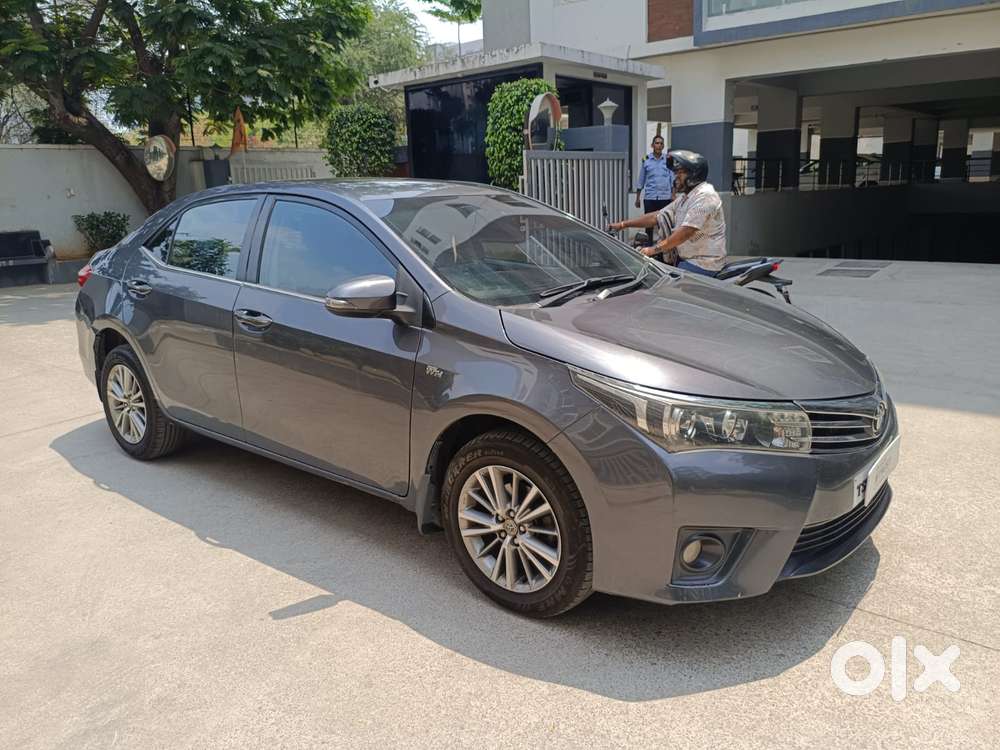 Toyota Corolla Altis, 2014, Petrol
