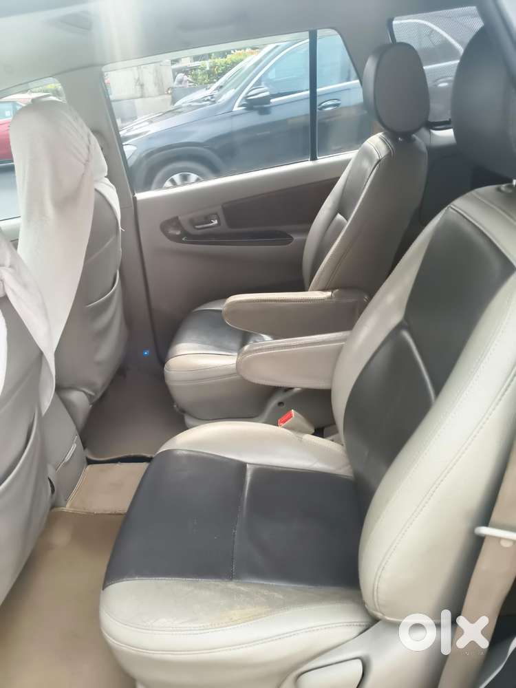 Toyota Innova 2.5 V 7 Str, 2014, Diesel