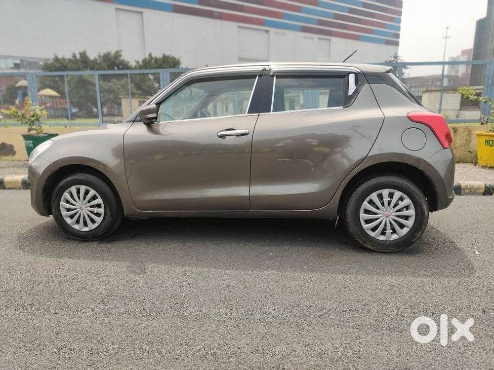 Maruti Suzuki Swift Vxi + Manual, 2018, Petrol