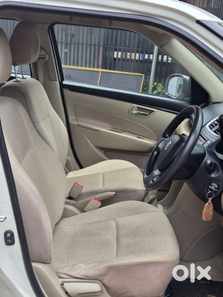 Maruti Suzuki Swift Dzire 1.2 Vxi Bsiv, 2014, Petrol