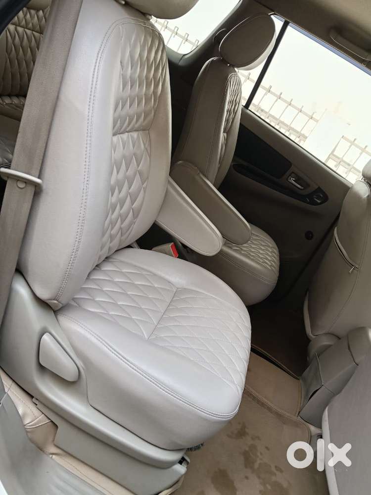 Toyota Innova 2.5 Zx 7 Str Bs-iv, 2014, Diesel