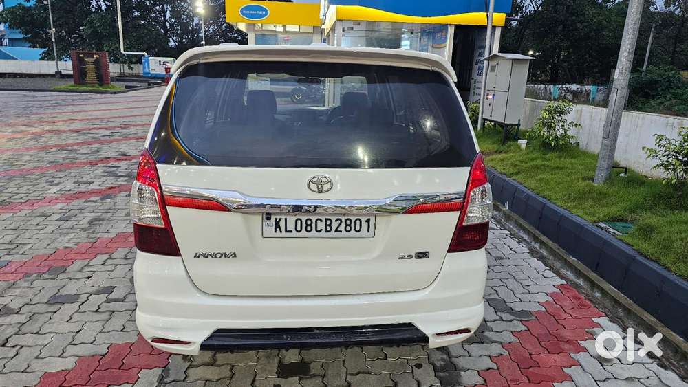Toyota Innova 2.5 G (diesel) 8 Seater, 2013, Diesel