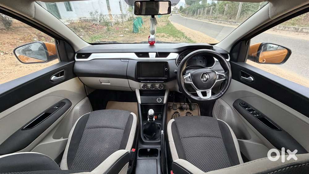Renault Triber Rxz, 2019, Petrol