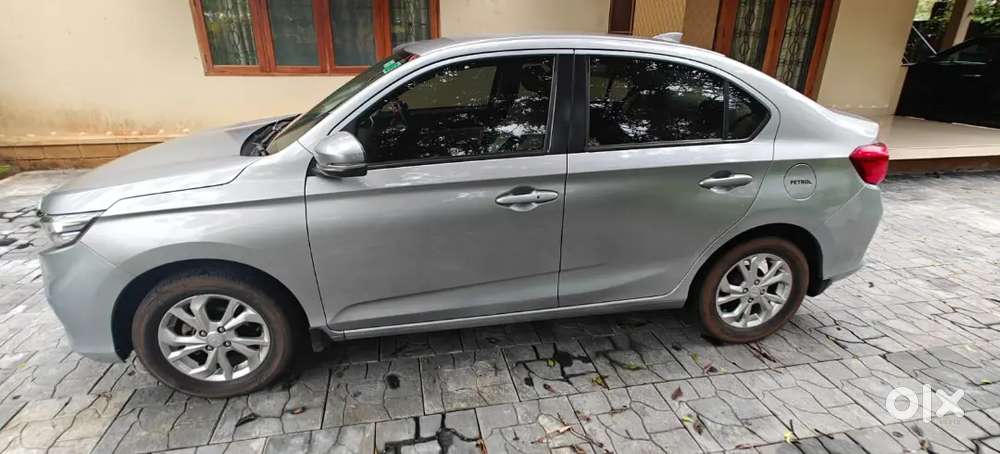 Honda Amaze Petrol Vx Mt (top Variant)