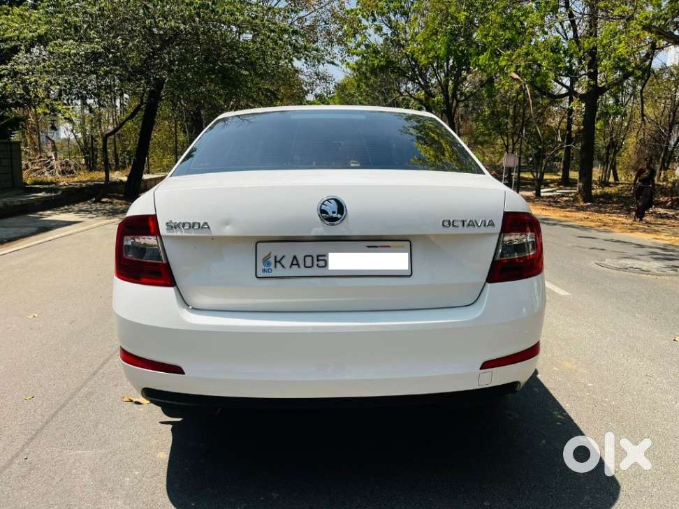 Skoda Octavia Elegance 2.0 Tdi At, 2015, Diesel