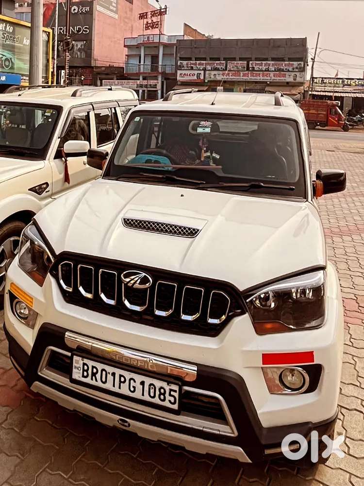 Mahindra Scorpio S6 Plus 2015 Diesel Car